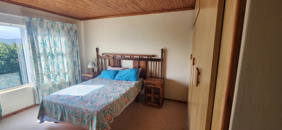 4 Bedroom Property for Sale in Fraaiuitsig Western Cape